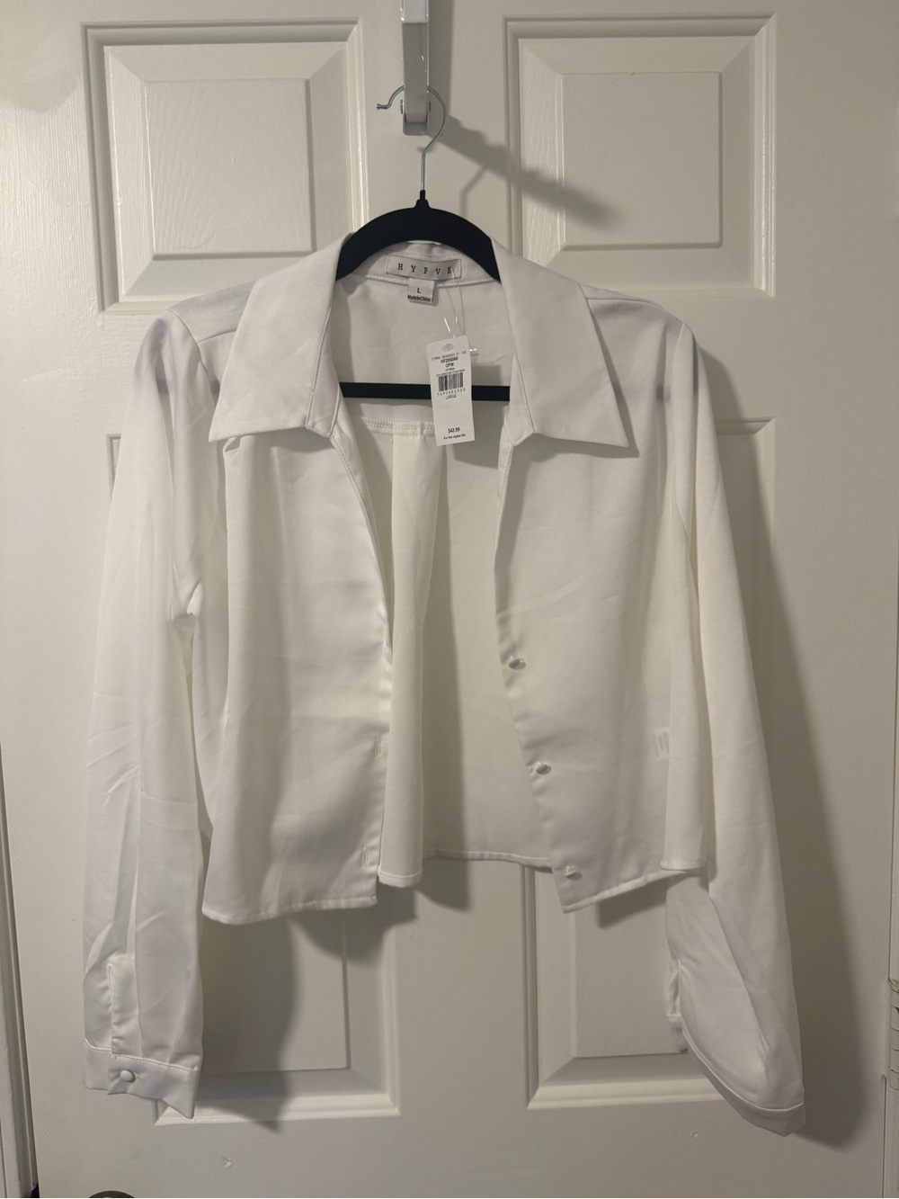 HYFVE White Cropped Button-Down Shirt